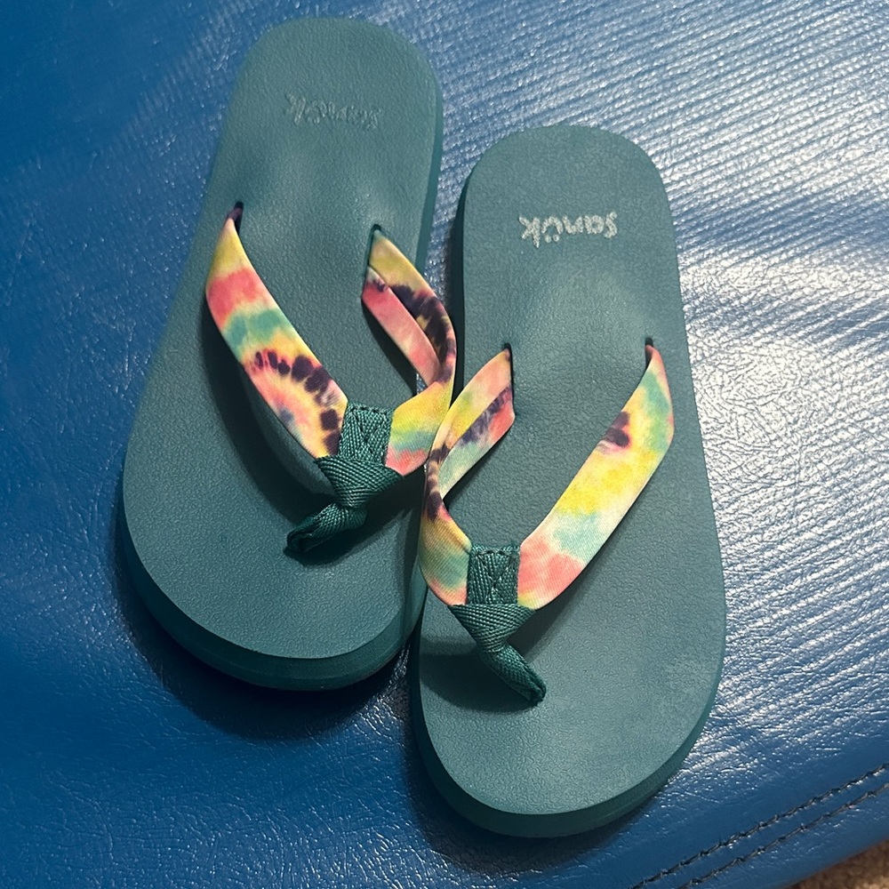 Sanuk Kids Tie-Dye Flip Flops